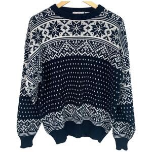Vintage BOG Sport Men's Black and White Nordic Crewneck Sweater Sz L